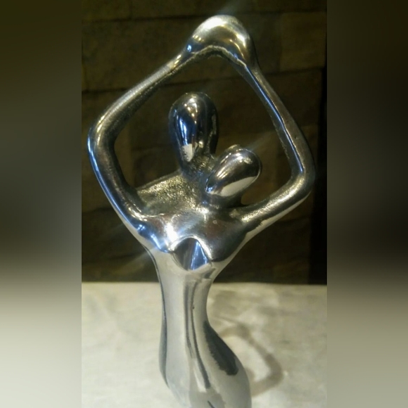 Metal Statuette 12" - Picture 4 of 8